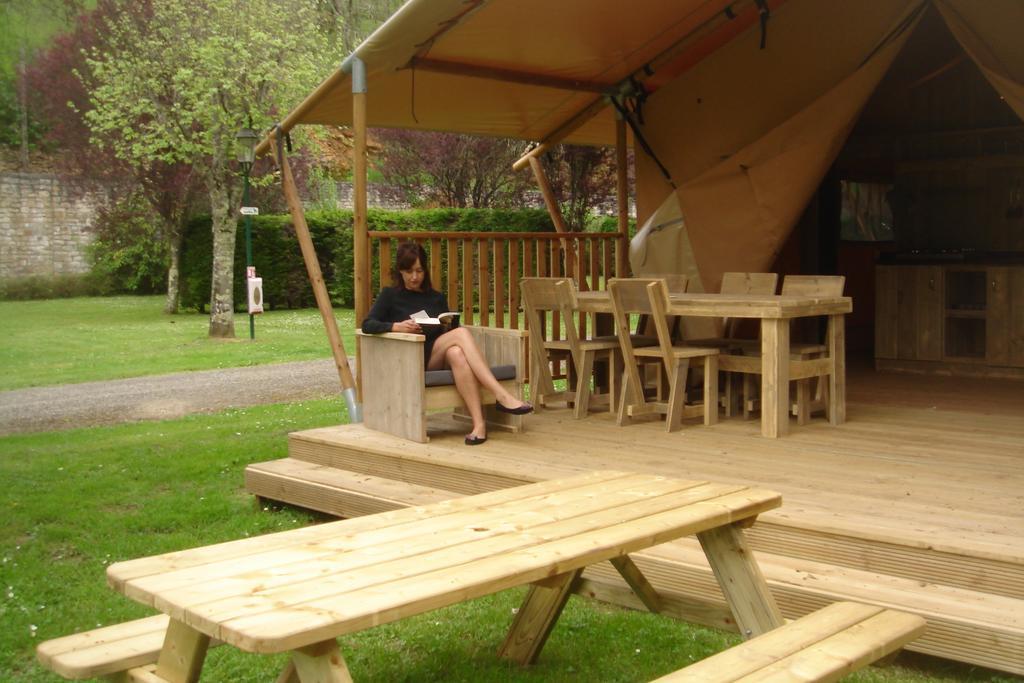 Camping De La Bonnette Caylus 객실 사진